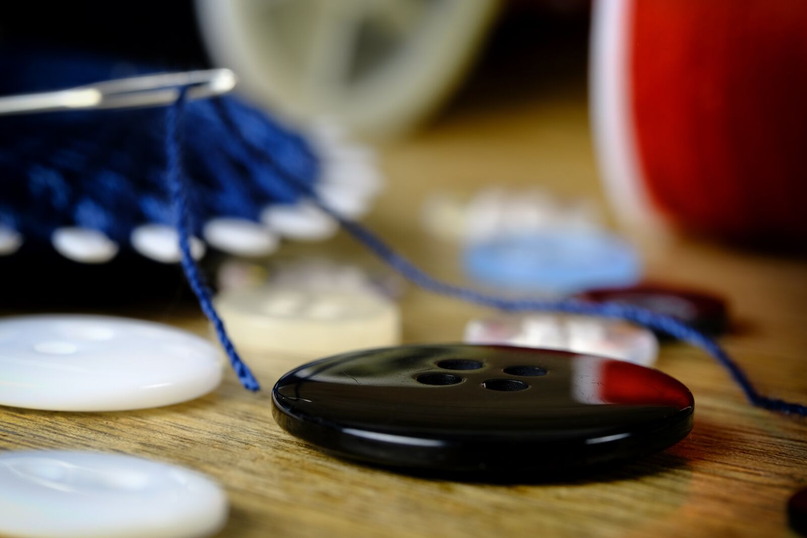 Fujifilm X-T2 + Fujifilm XF 80mm F2.8 R LM OIS WR Macro sample photo. Buttons, needle, middle east photography