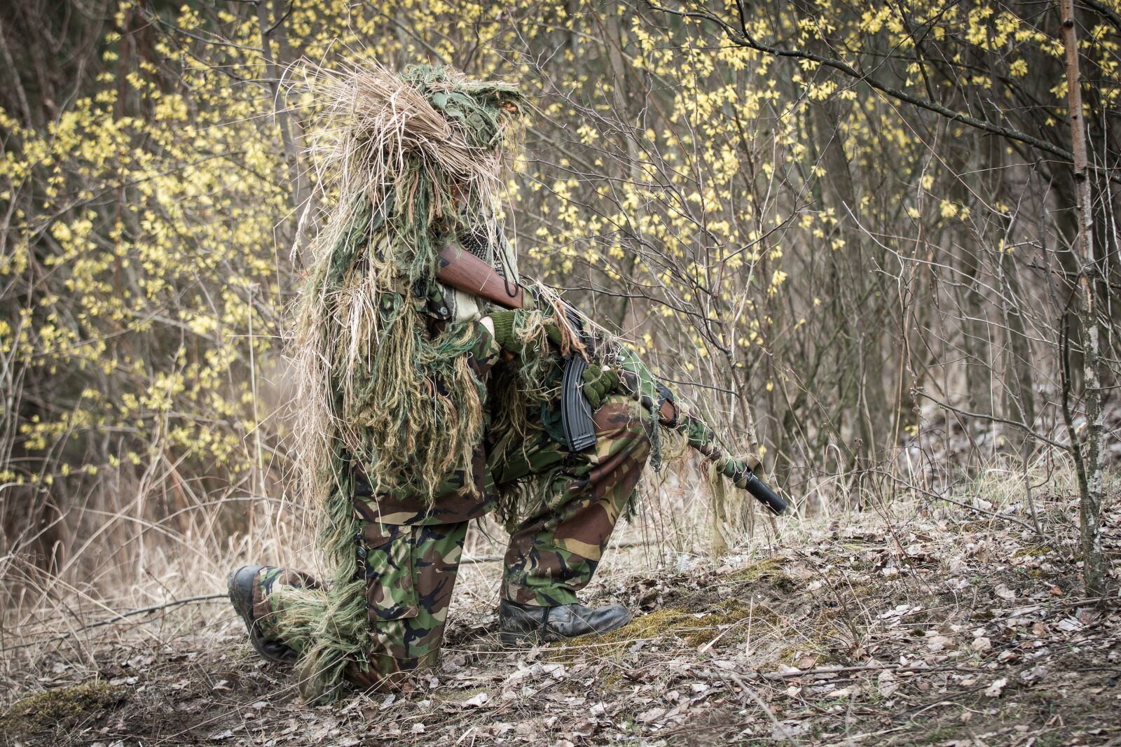 Nikon D800 sample photo. Soldier, the war, the photography