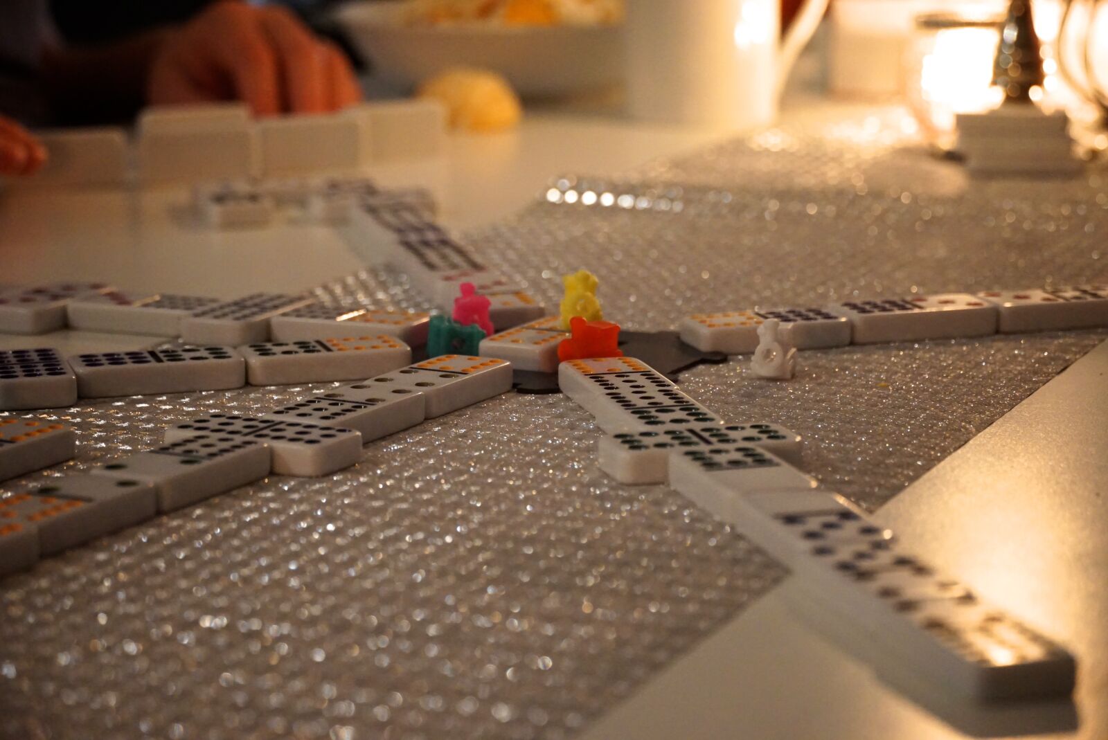 Sony a6000 sample photo. Play, mexican train, dominoes photography