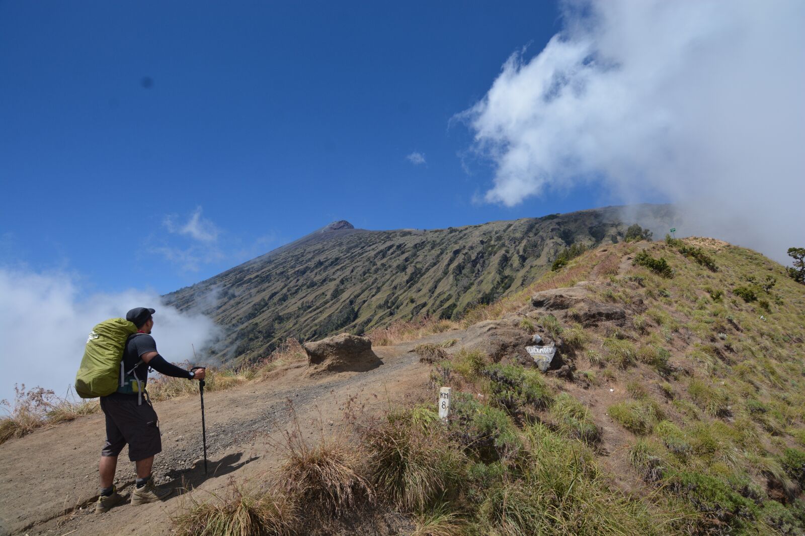 Nikon D7100 sample photo. Indonesia, mountain, tracking photography