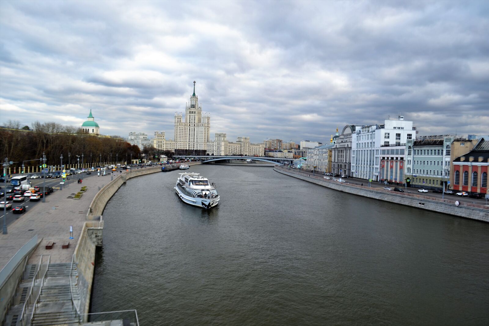Nikon D3100 sample photo. Moscow, russia, river photography