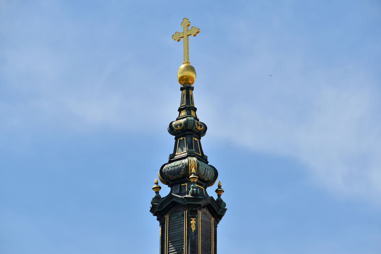 Nikon D5500 sample photo. Church tower, cross, golden photography