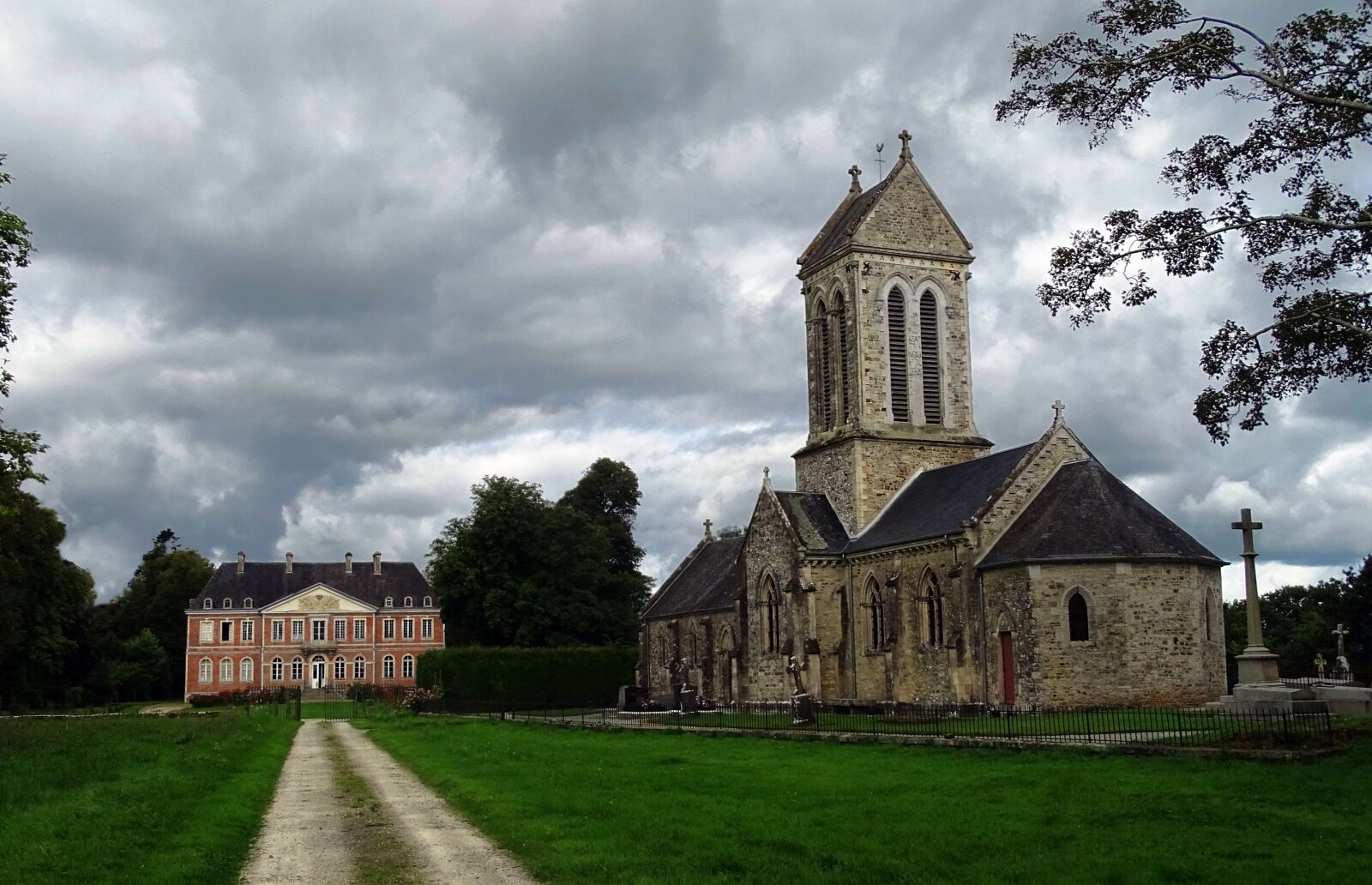 Sony Cyber-shot DSC-HX400V sample photo. Manor, castle, architecture photography