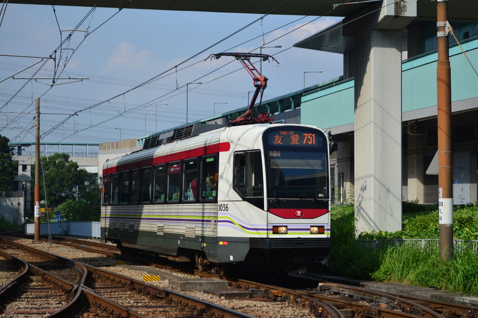 Nikon D5200 sample photo. Hongkong, mtr, light photography