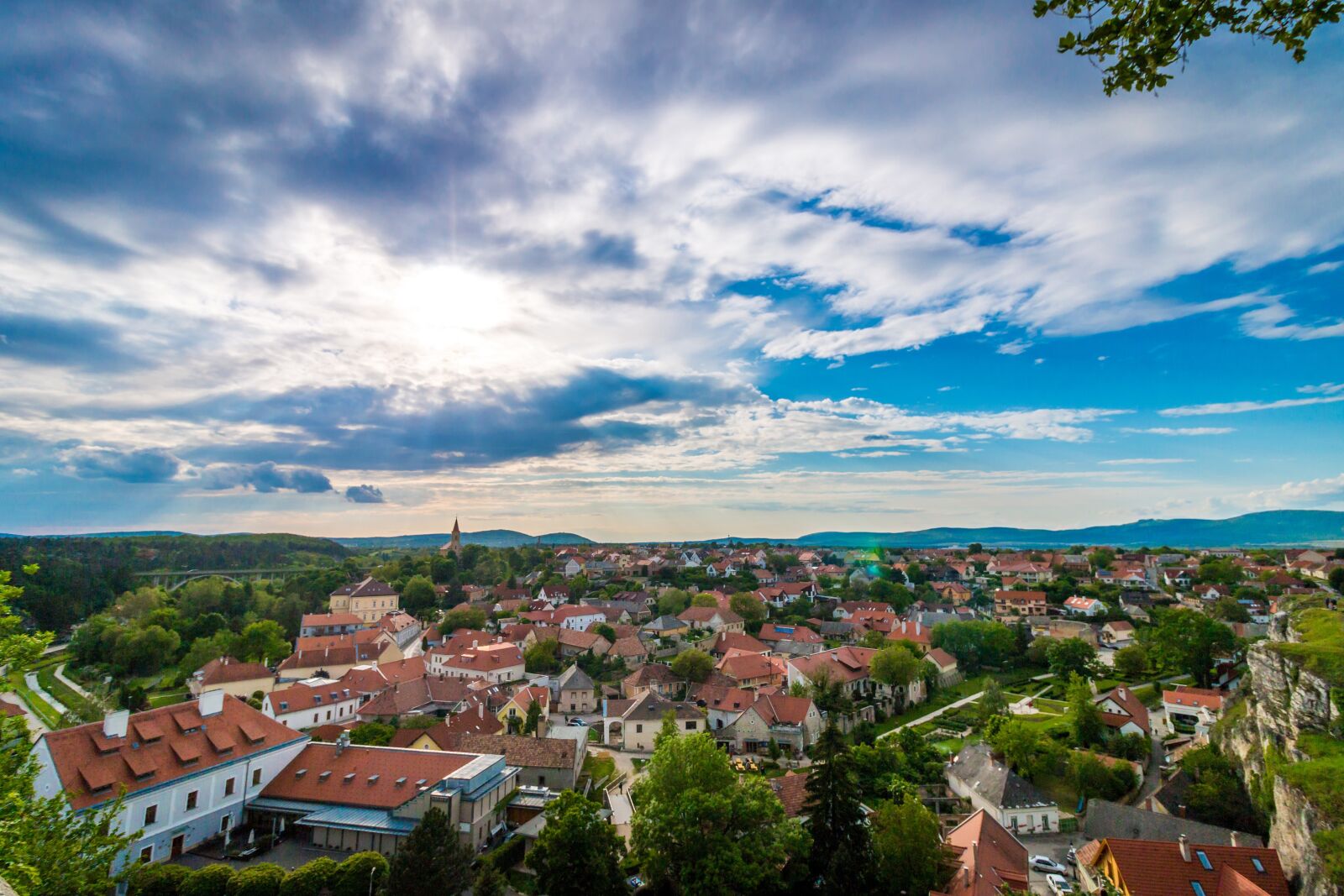 Canon EOS 70D sample photo. Architecture, houses, homes photography