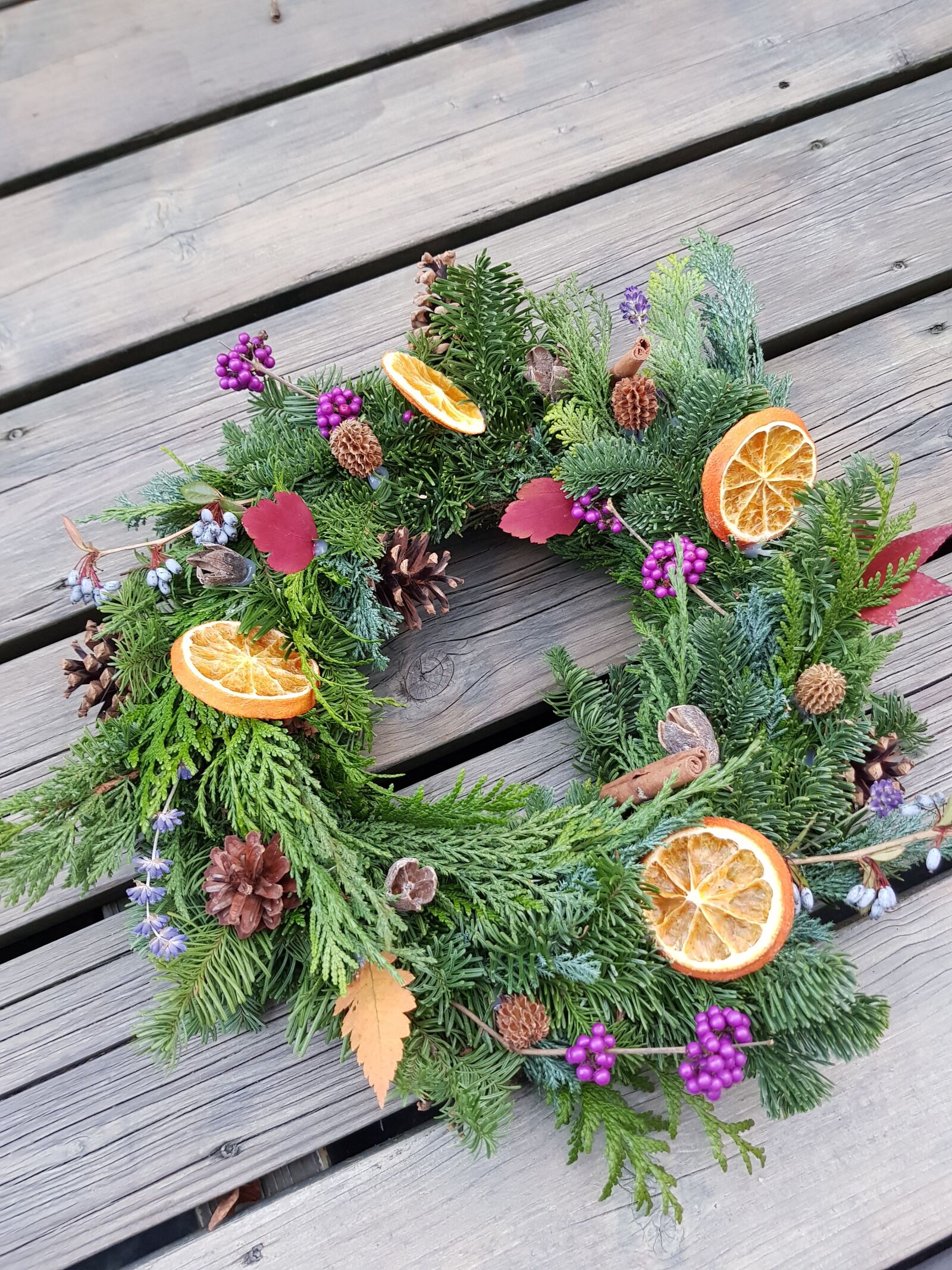 Samsung Galaxy S8 sample photo. Christmas deco, advent wreath photography