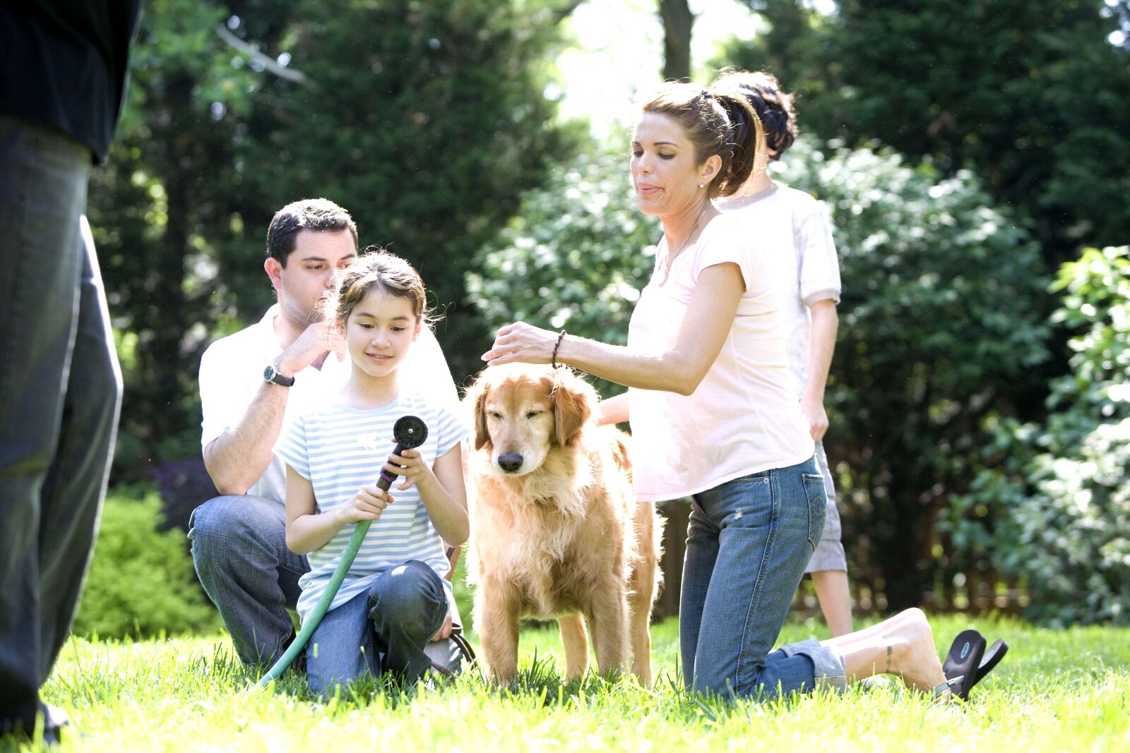Canon EOS-1Ds Mark II sample photo. Family, together, enjoying, outside photography