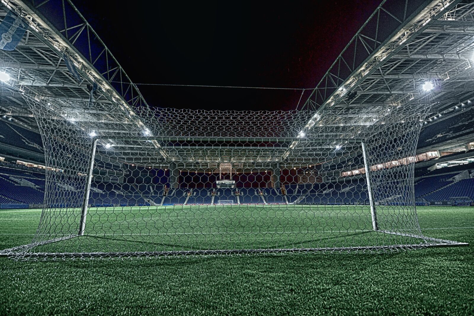 Nikon D800 sample photo. Football, dragon's stadium, night photography