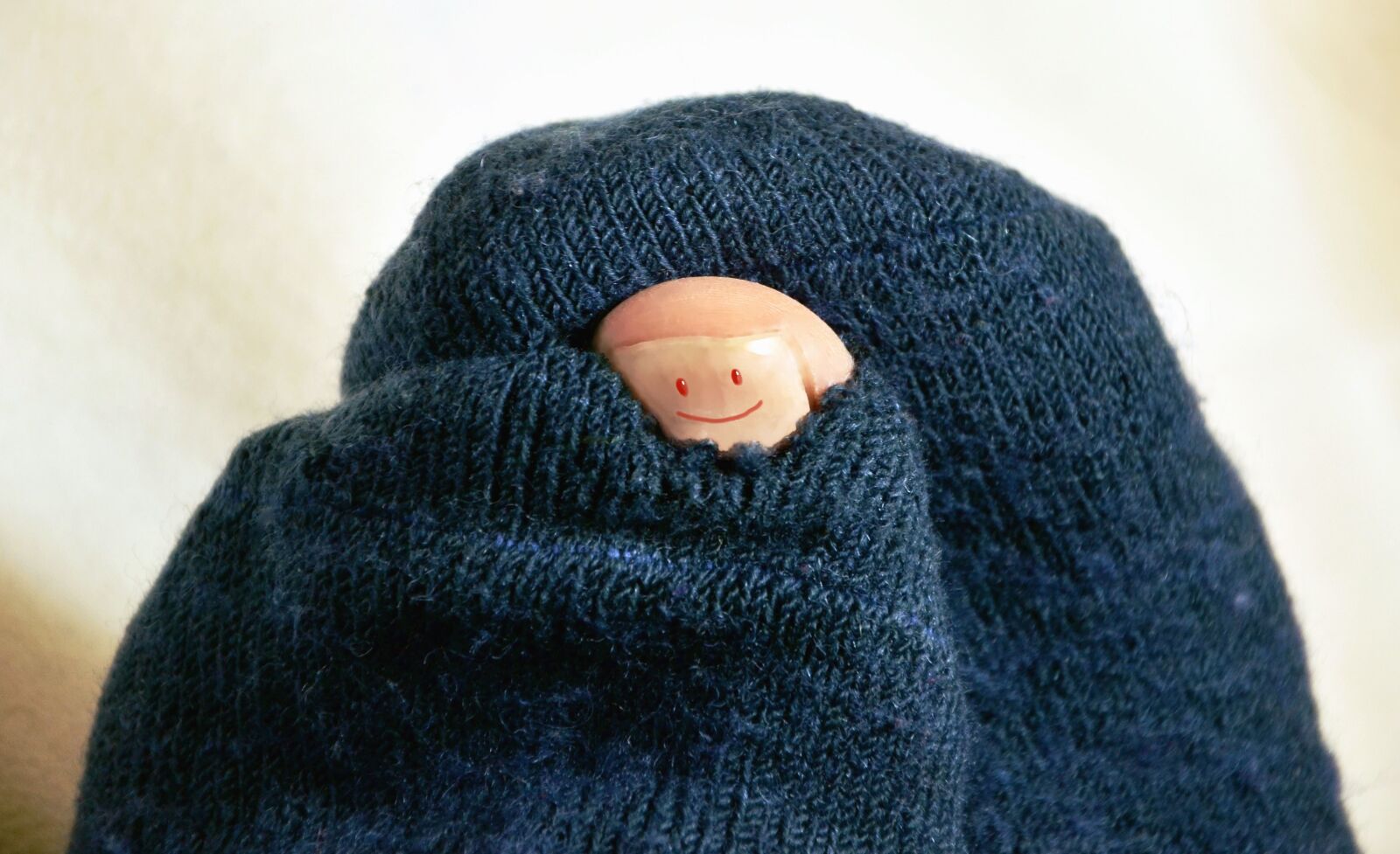 Nikon D5100 sample photo. Sock, leg, nail, draw photography