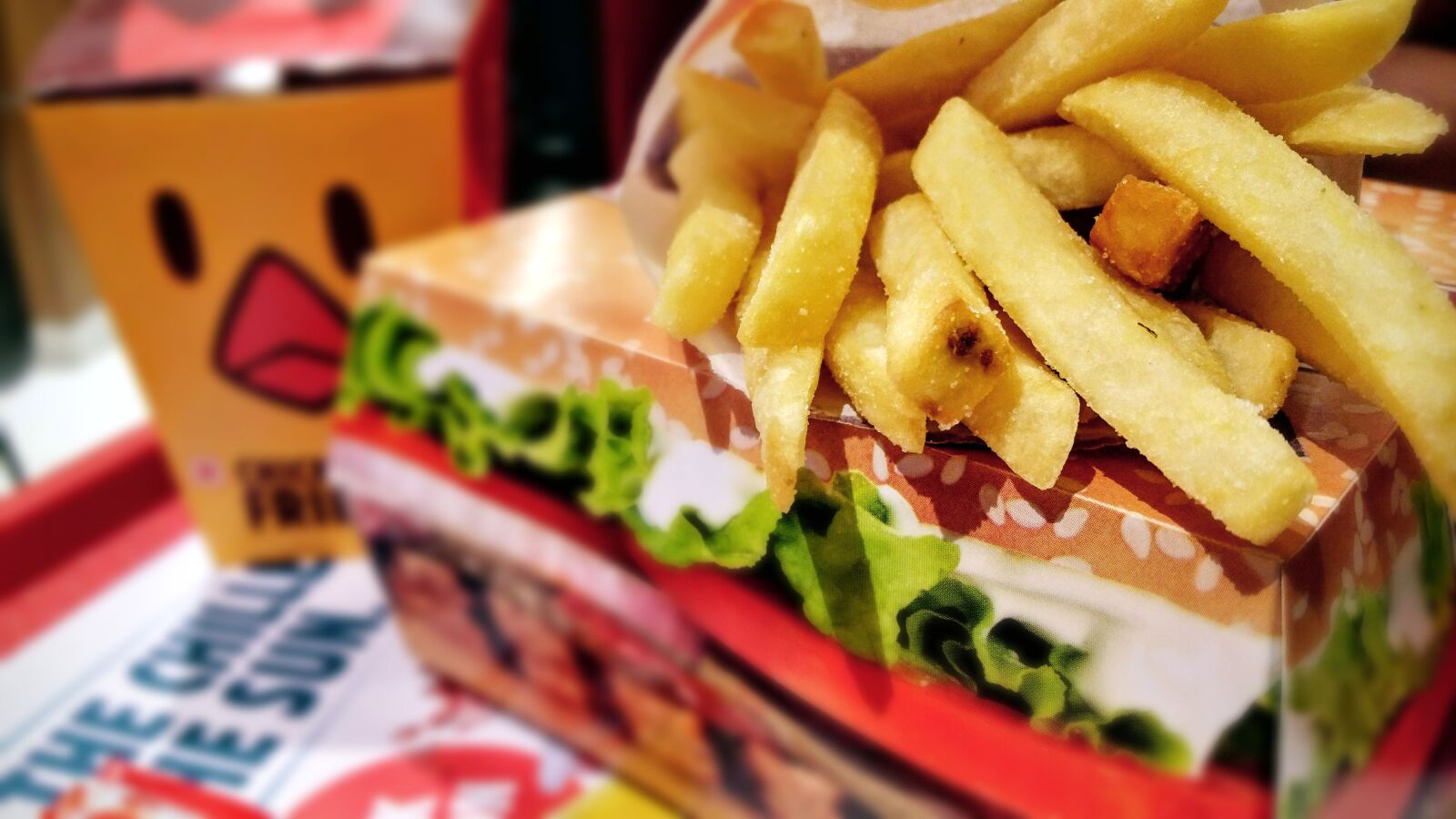 Samsung Galaxy Note4 sample photo. Boxes, delicious, fast, food photography