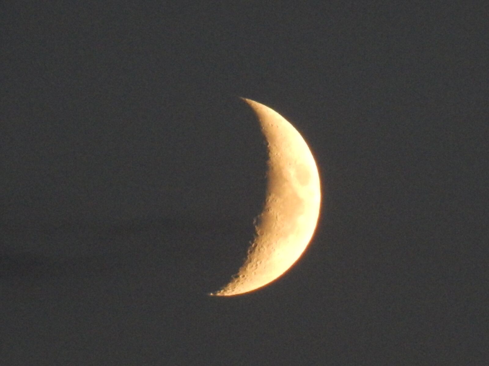 Nikon Coolpix L830 sample photo. Moon, night, sky photography