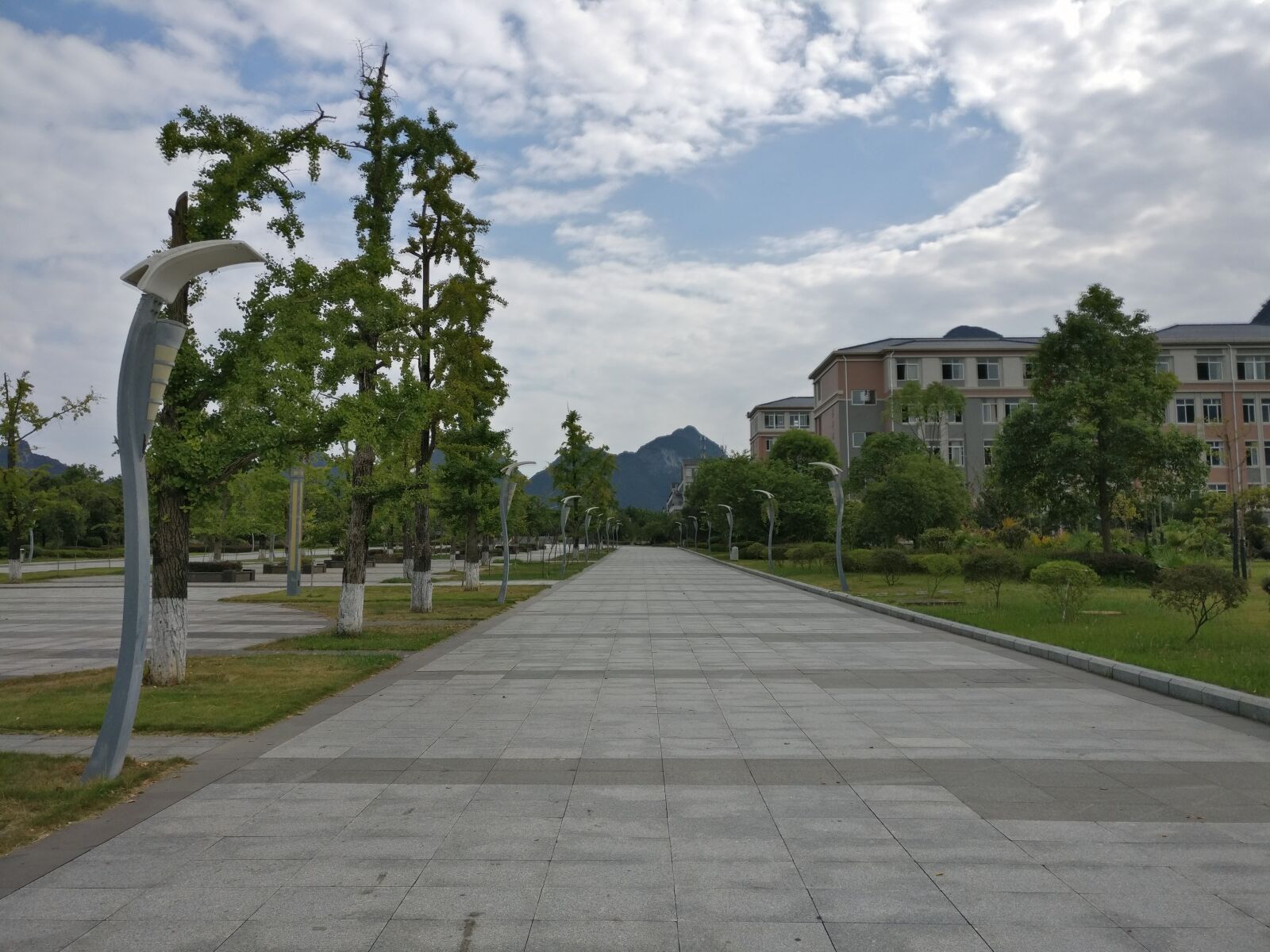 OnePlus A3000 sample photo. Campus, guilin university of photography