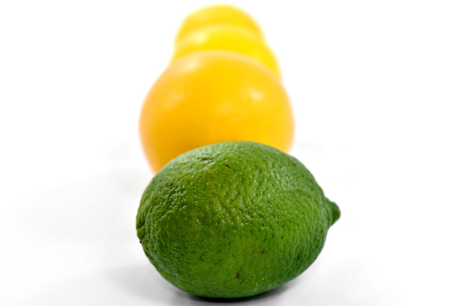Nikon D5500 sample photo. Ascorbic acid, bitter, citrus photography