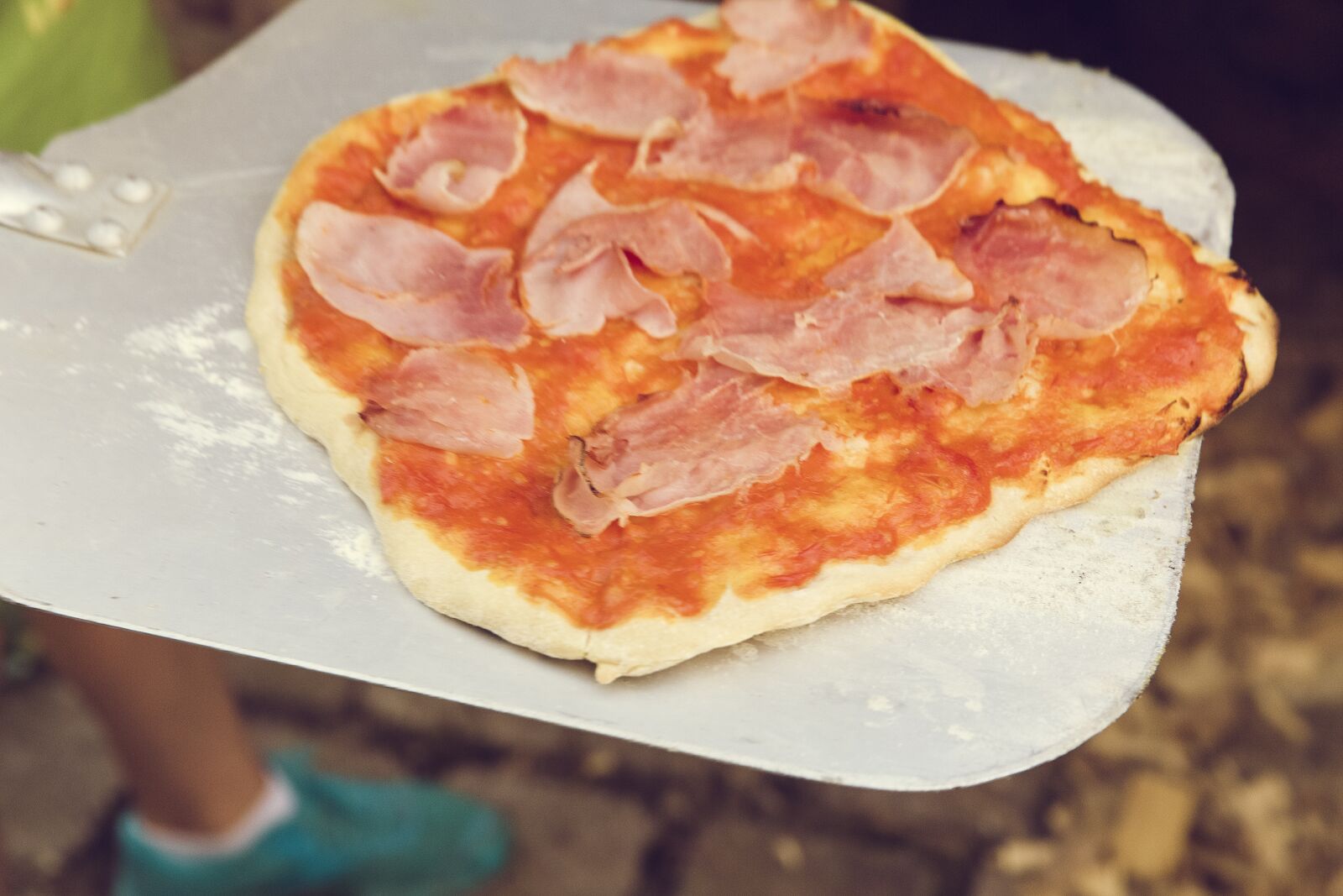 Canon EF 24-70mm F2.8L II USM sample photo. Pizza, oven, wood burning photography