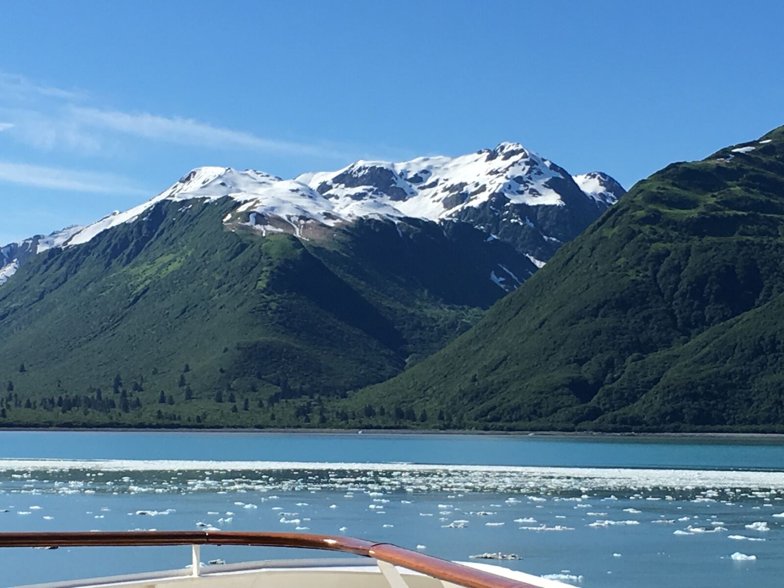 iPhone 6s back camera 4.15mm f/2.2 sample photo. Mountain, alaska, scenic photography