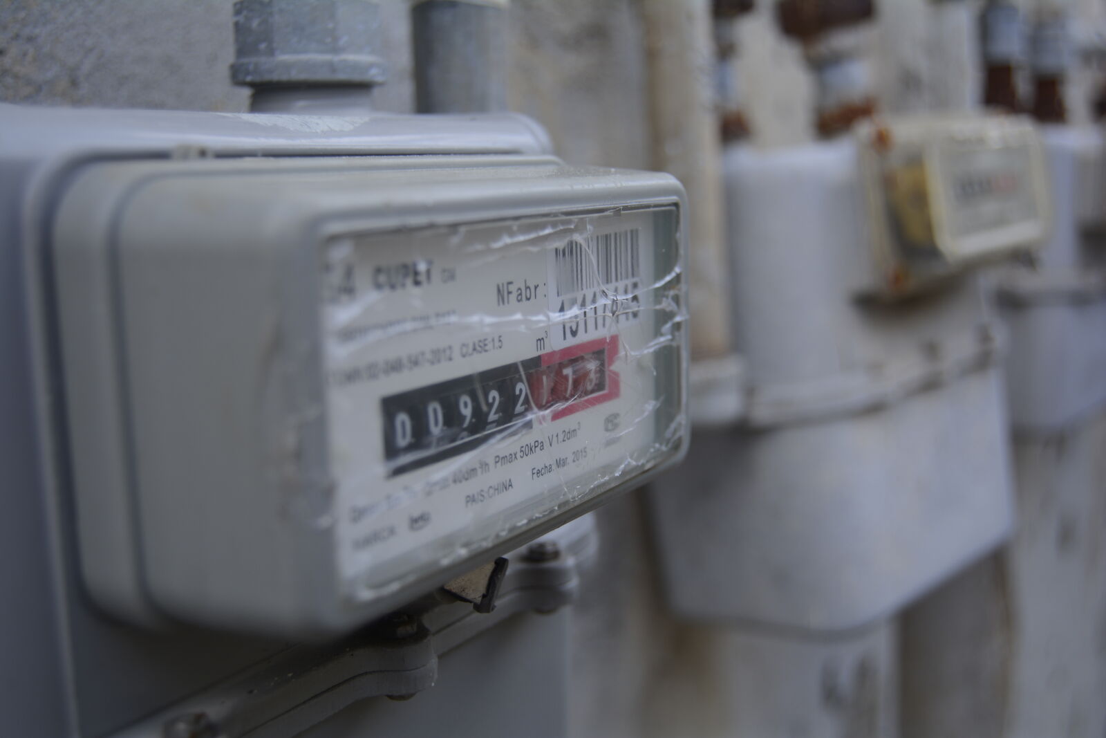 Nikon D5200 sample photo. Electricity, meter, stained photography