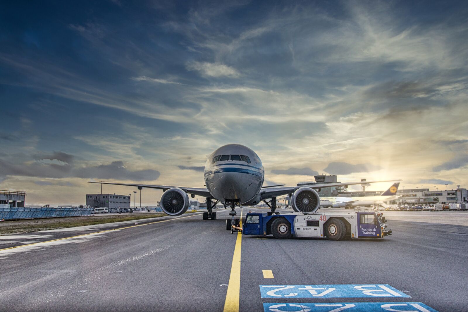 Canon EF 17-40mm F4L USM sample photo. Road, airplane, aircraft photography