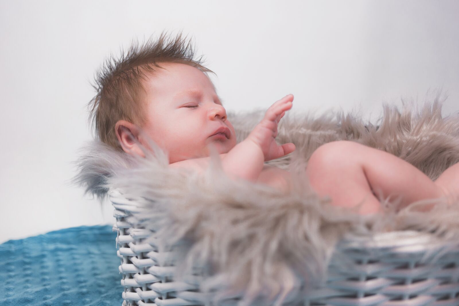 Canon EOS 6D + Canon EF 40mm F2.8 STM sample photo. Child, baby, infant photography