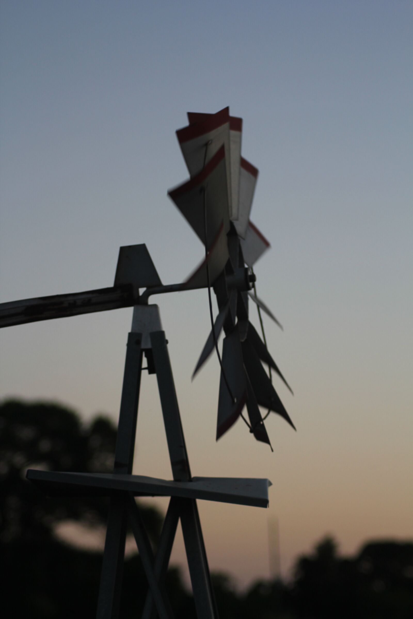 Canon EOS 60D sample photo. Windmill, evening, dark photography