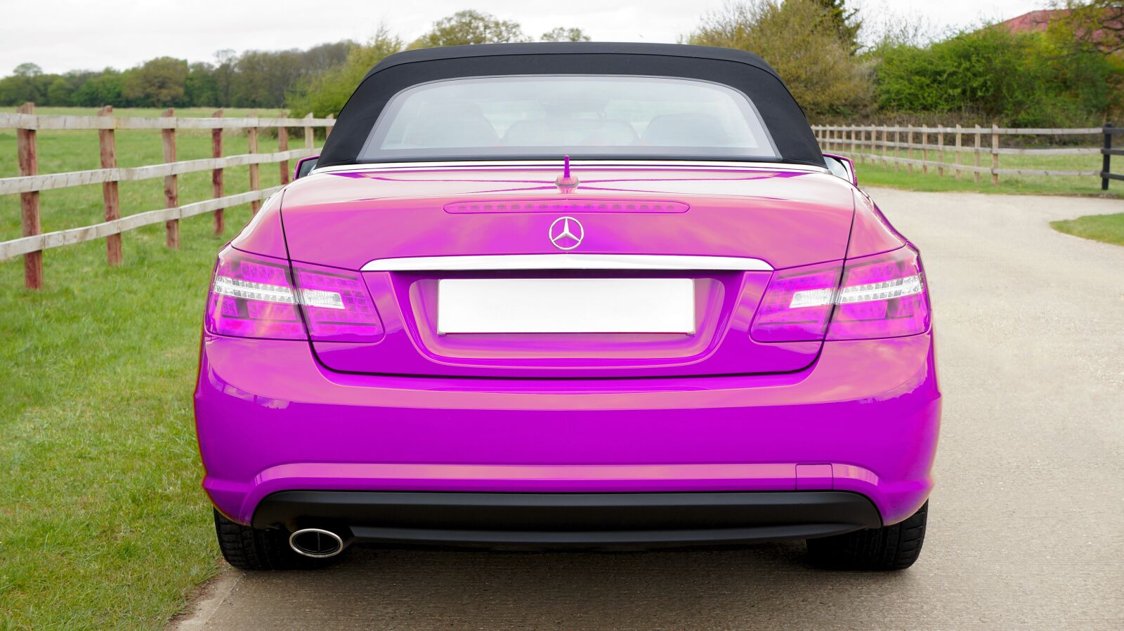 Sony Alpha NEX-5N sample photo. Mercedes, car, luxury photography