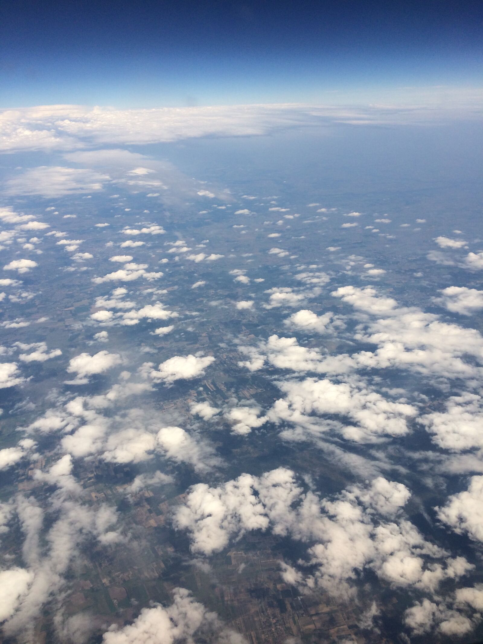 iPhone 5s back camera 4.15mm f/2.2 sample photo. Blue, earth, sky photography