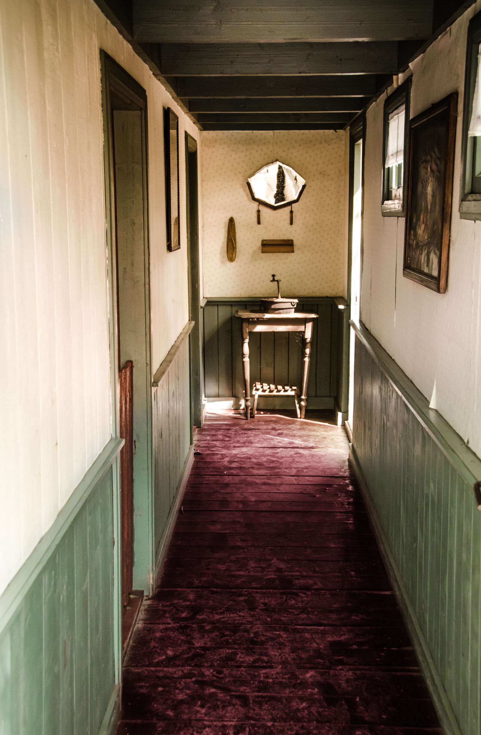 Nikon D7000 sample photo. Antique, building, dutch, hallway photography