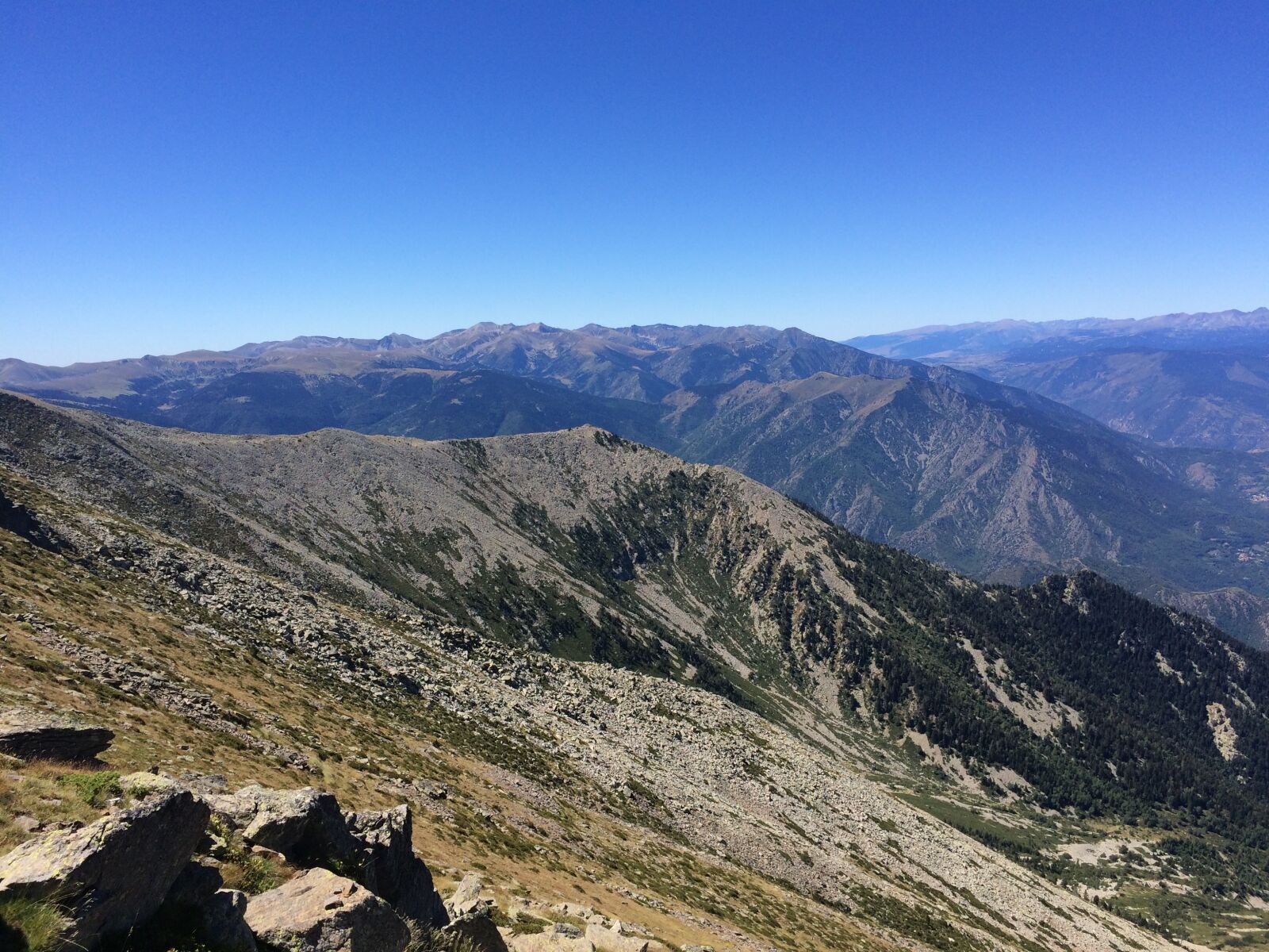 iPhone 5s back camera 4.15mm f/2.2 sample photo. Mountain, pyr n es photography