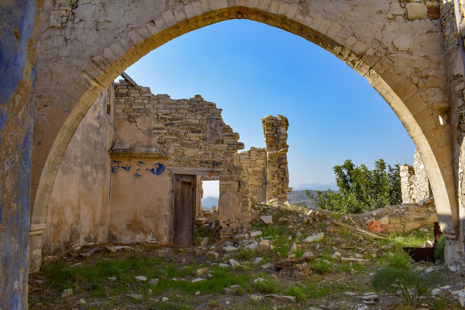Nikon D3300 sample photo. Ruins, house, damaged photography