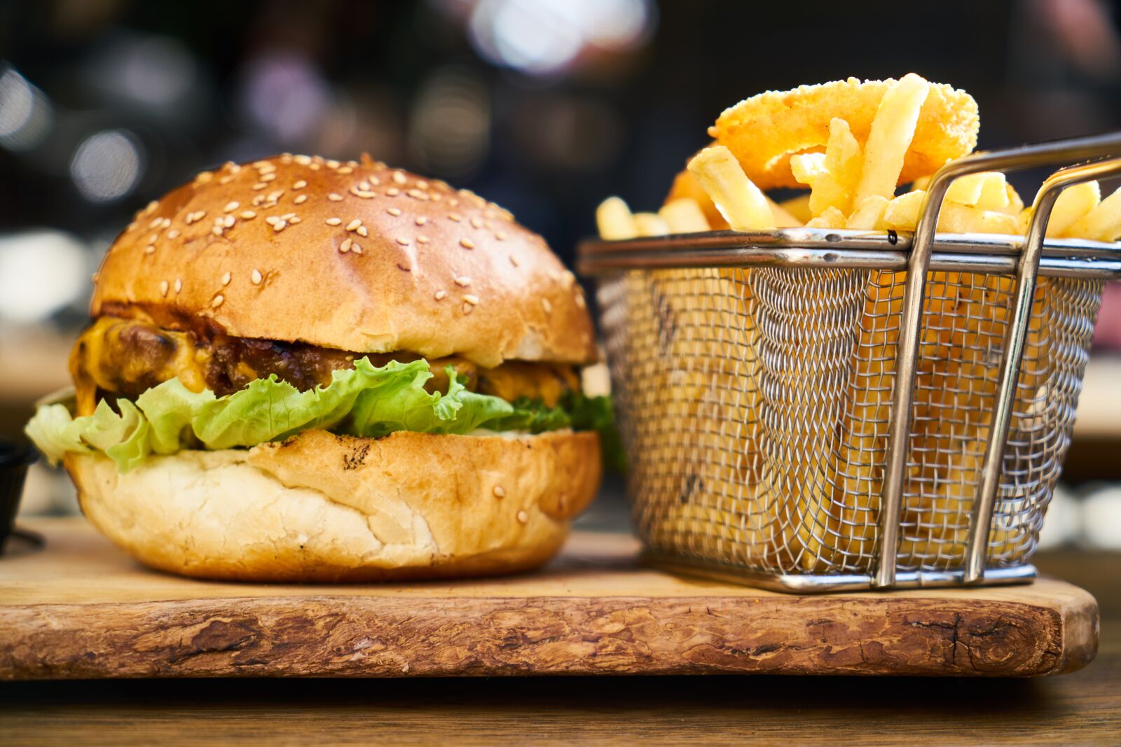 Sony a7R II sample photo. Burger, potato, cheeseburger photography