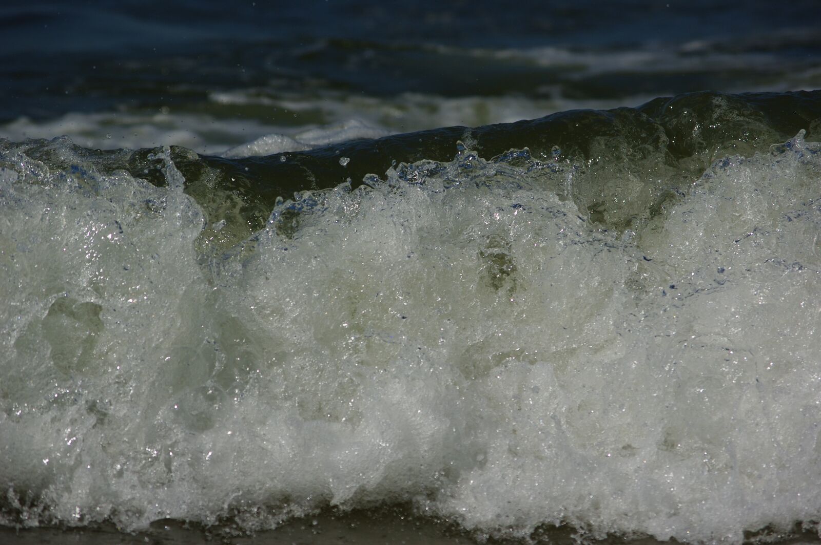 Pentax K200D sample photo. Sea, water, wave photography