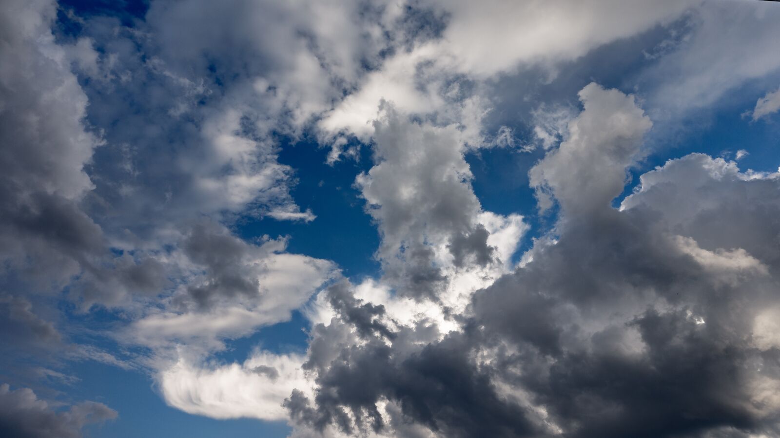 Sony Alpha a5000 (ILCE 5000) sample photo. Sky, clouds, blue photography
