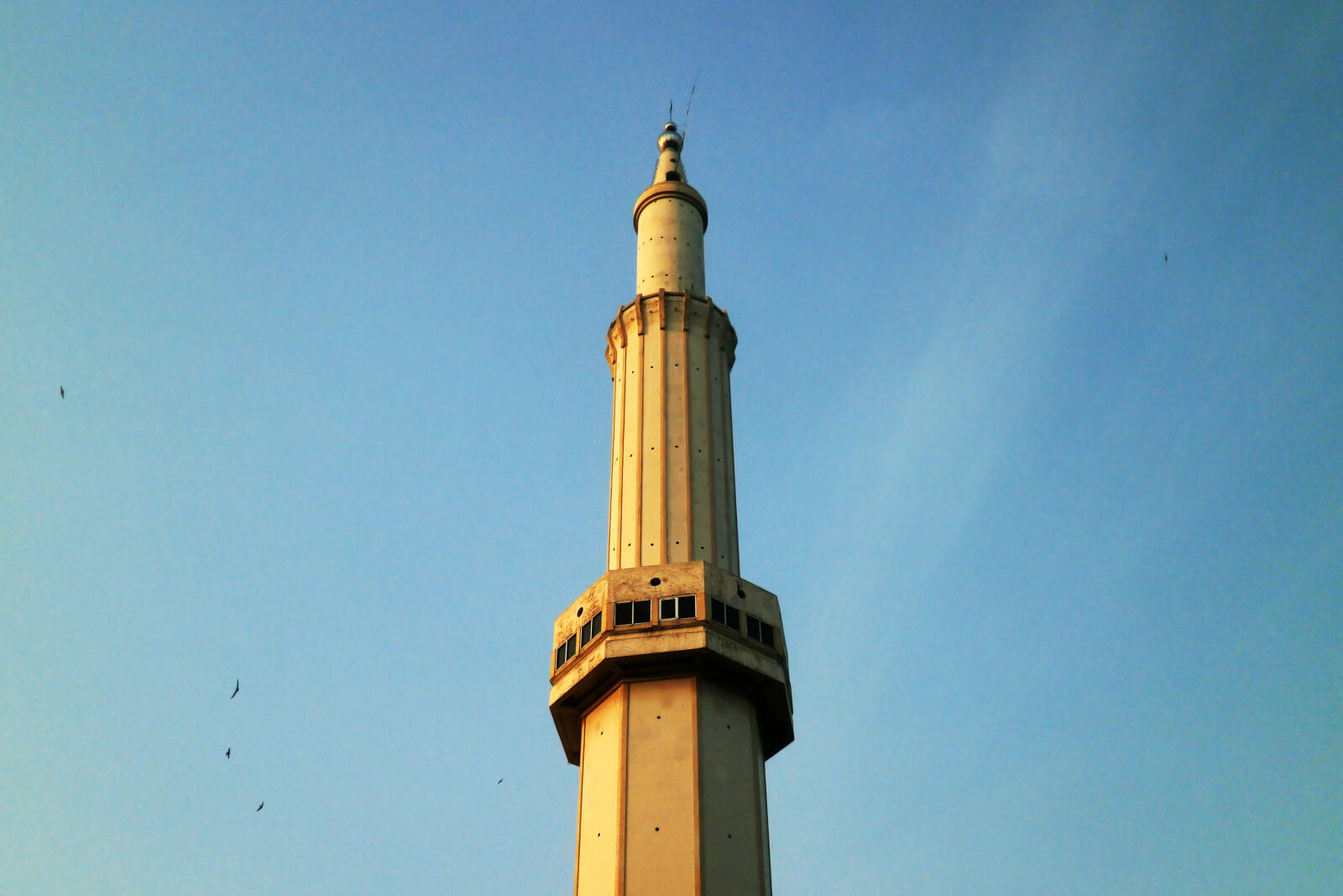 Olympus VG180,D770 sample photo. Architecture, building, faith, minaret photography