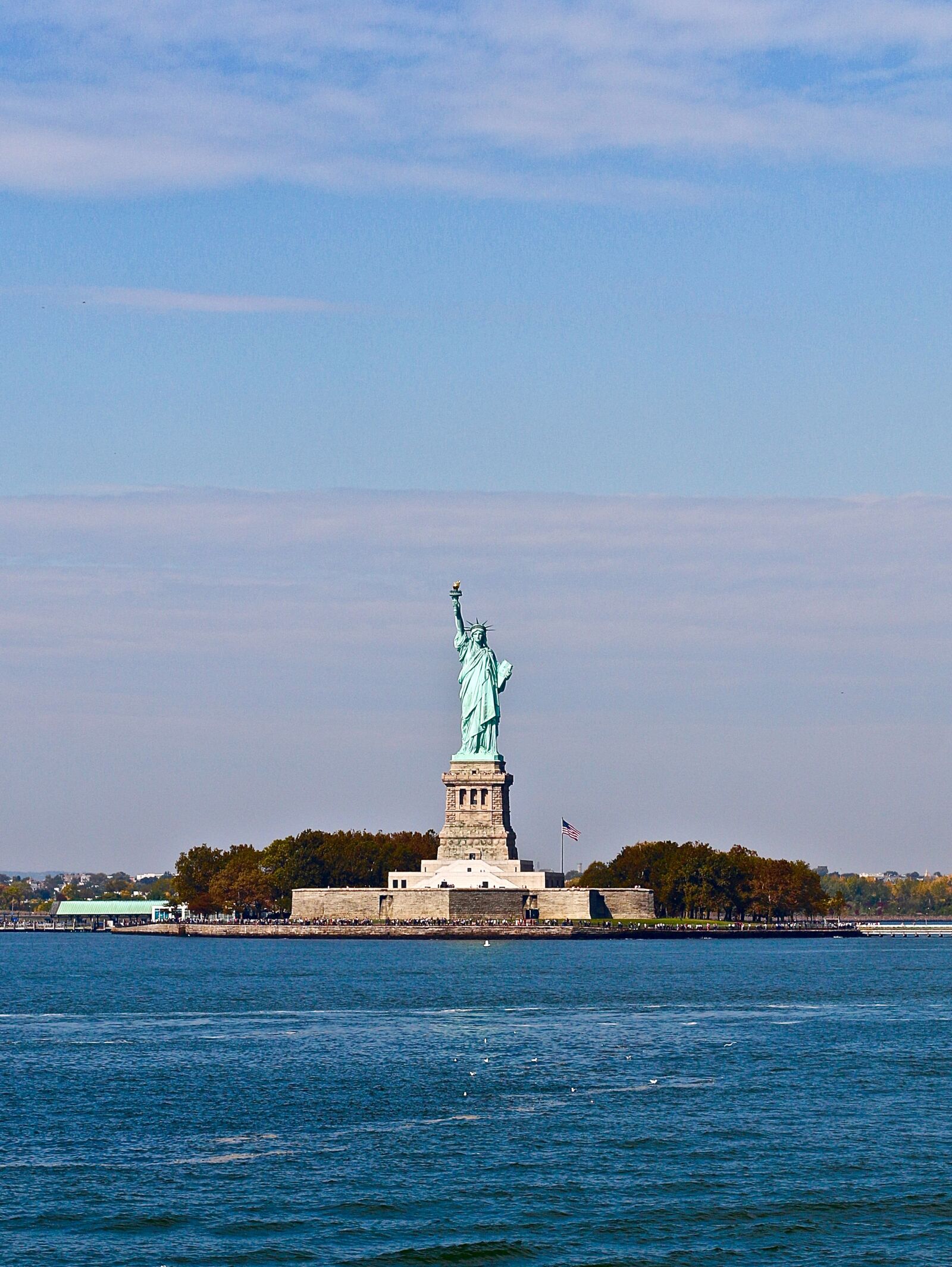 Canon EOS 70D + Canon EF 50mm F1.4 USM sample photo. Statue of liberty, new photography