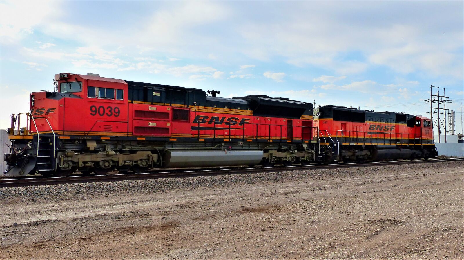 Panasonic Lumix DMC-FZ200 sample photo. Train, america, engines photography