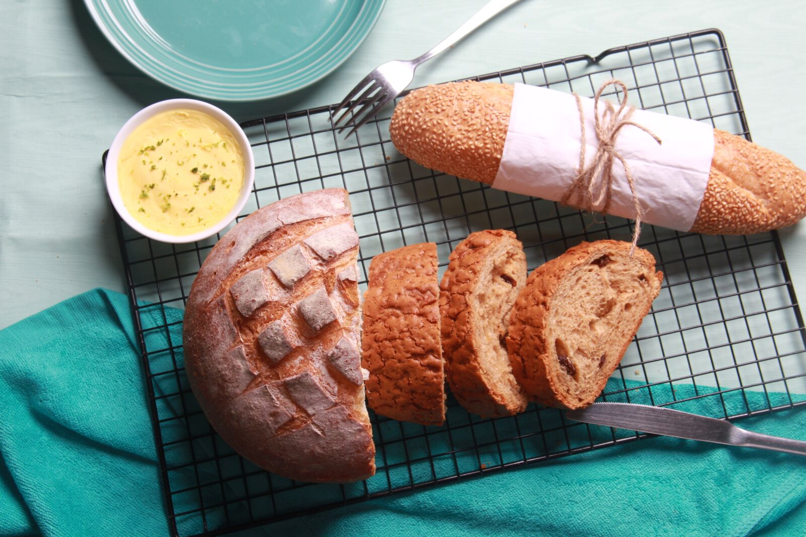Canon EOS 7D sample photo. Bread, green, dilicious photography