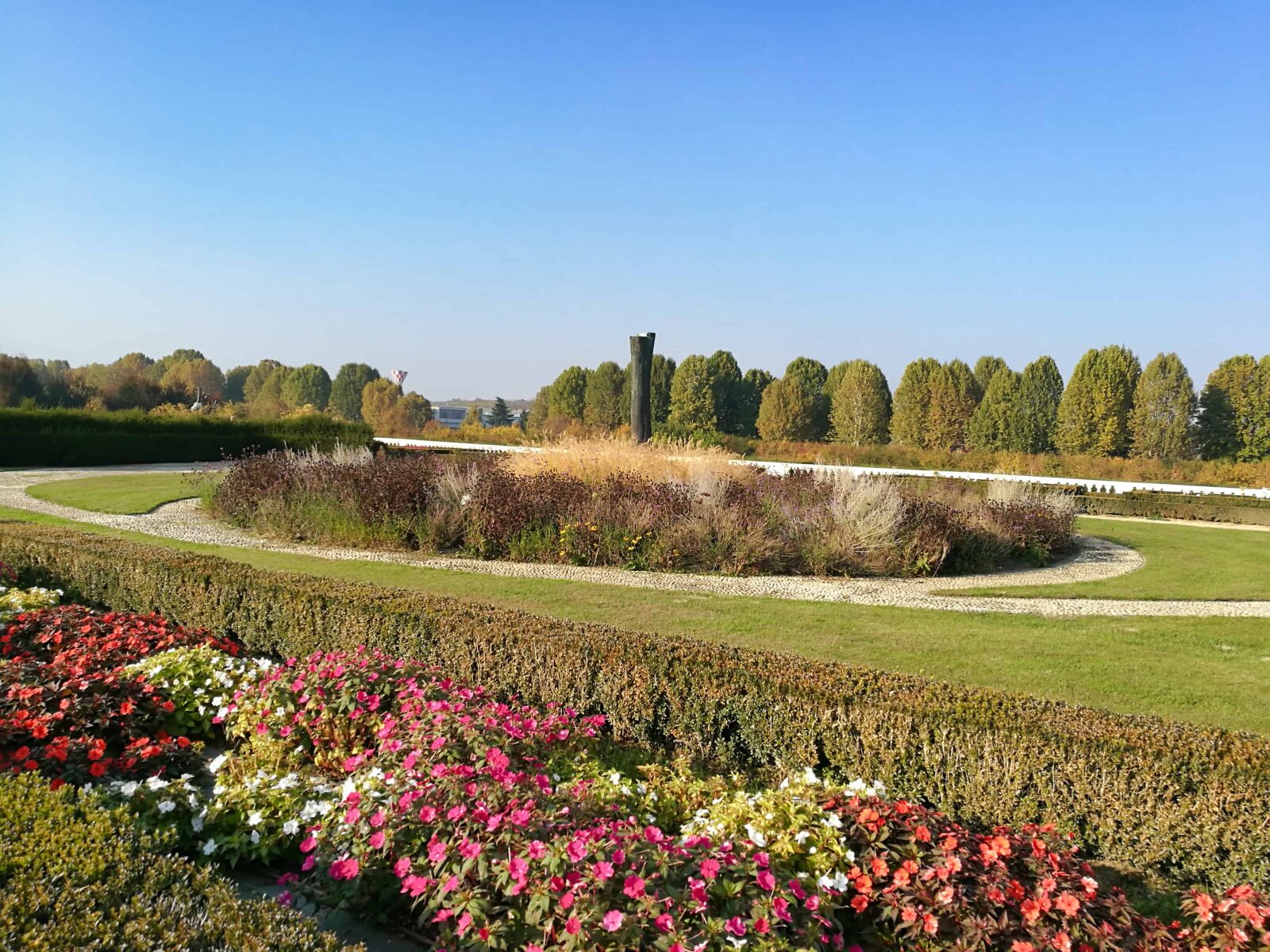 HUAWEI Honor 8 sample photo. Landscape, garden, blue sky photography