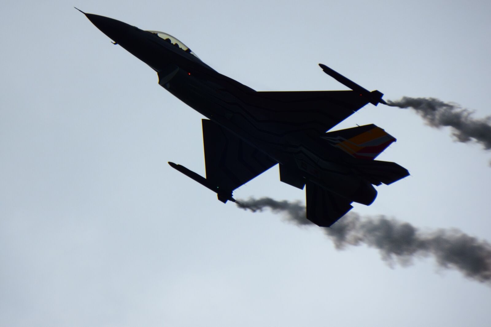 Fujifilm FinePix SL1000 sample photo. Airshow, aircraft, military photography