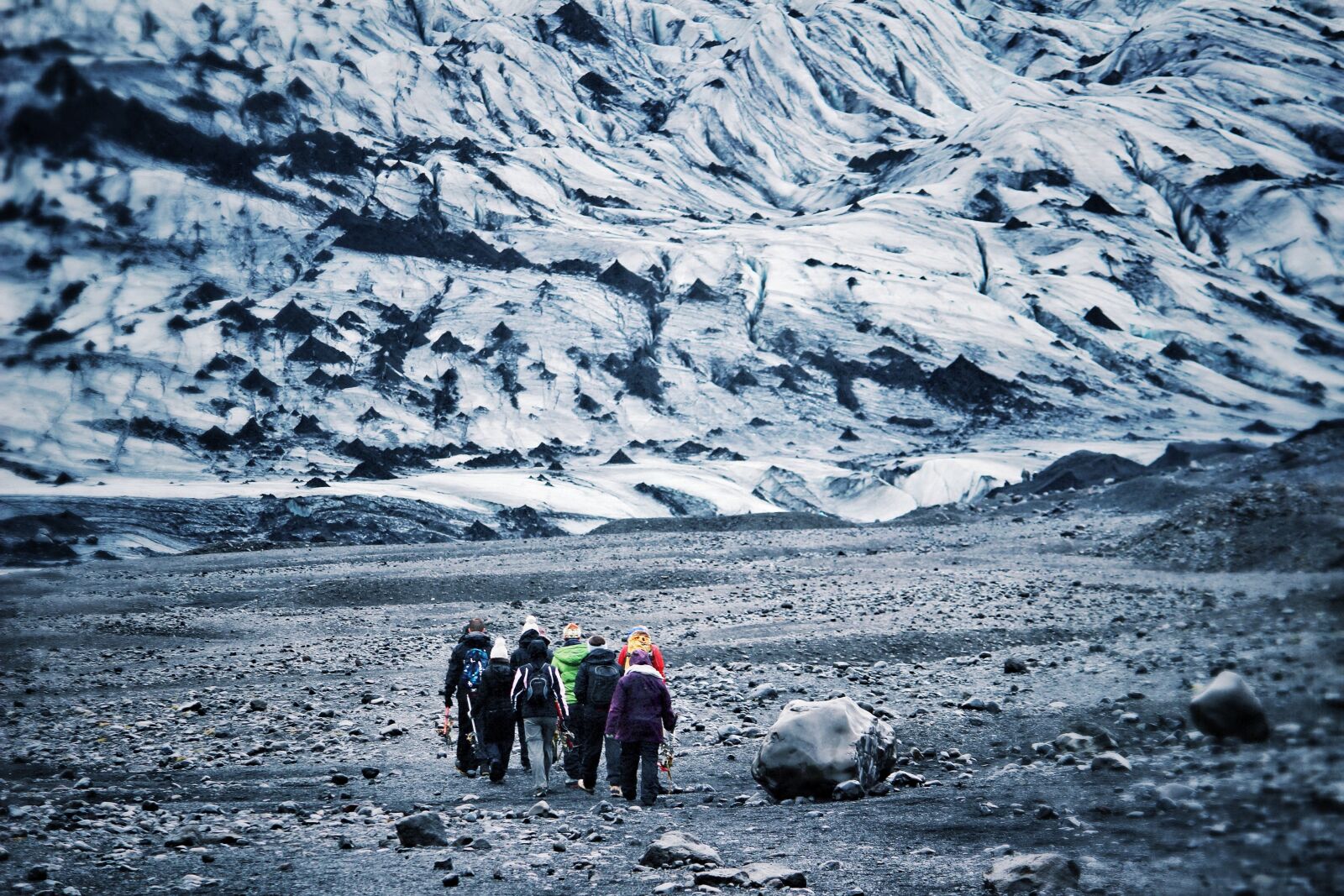 Canon EF-S 55-250mm F4-5.6 IS sample photo. Glacier hiking, glacier, iceland photography