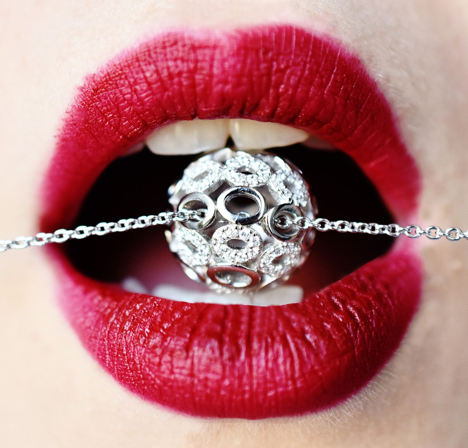 Nikon D750 sample photo. Jewel, lips, red photography