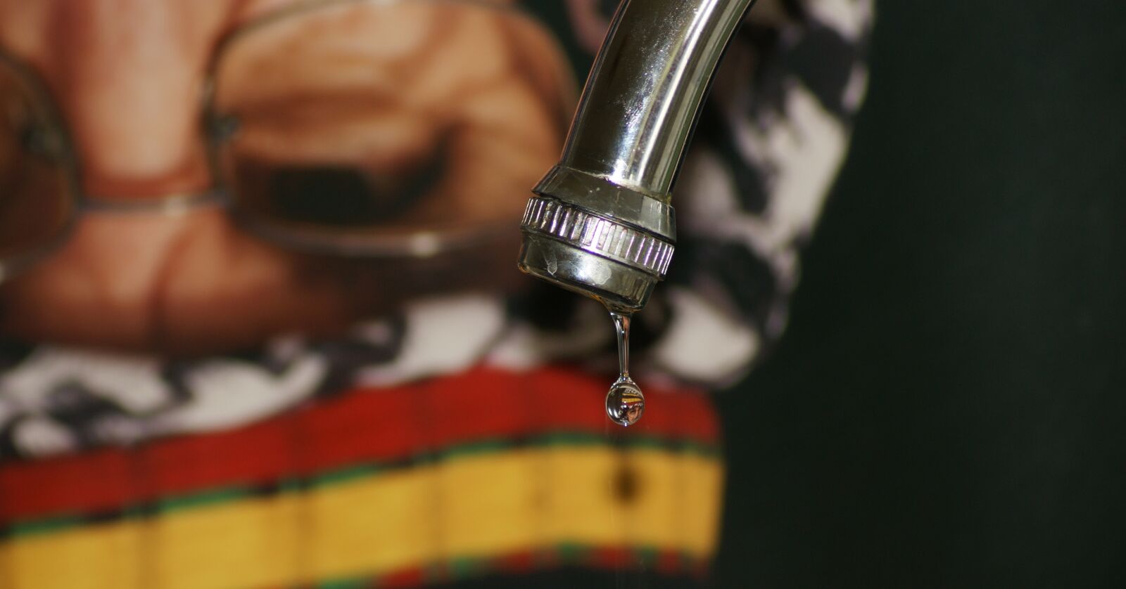 Sony Alpha DSLR-A390 sample photo. The, drop, fall photography