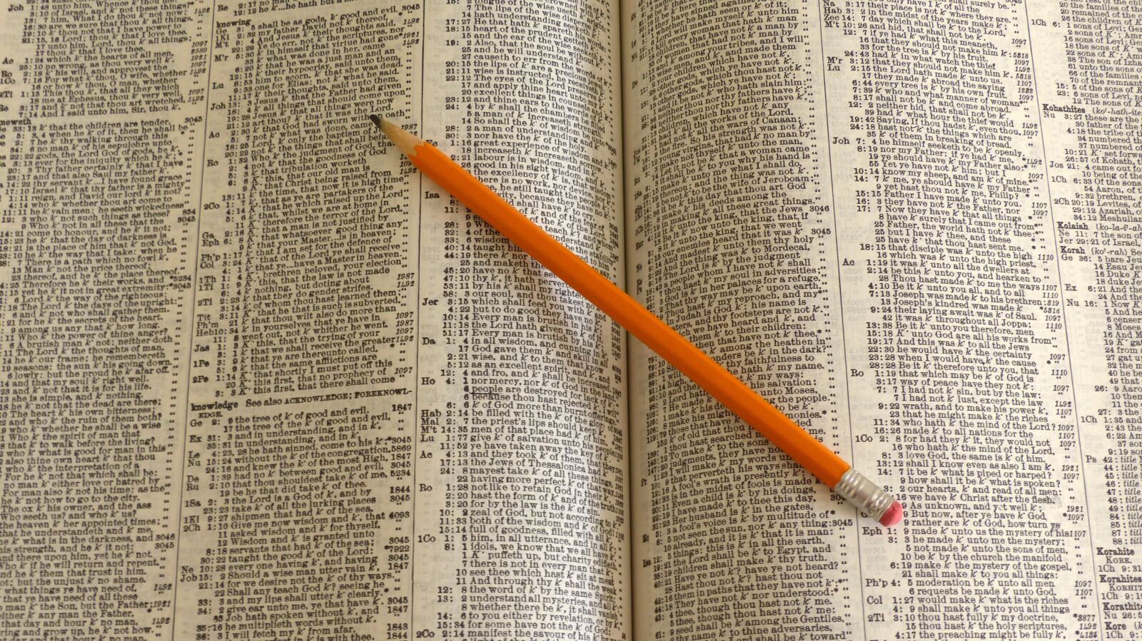 Panasonic Lumix DMC-FZ200 sample photo. Pencil, pen, book photography