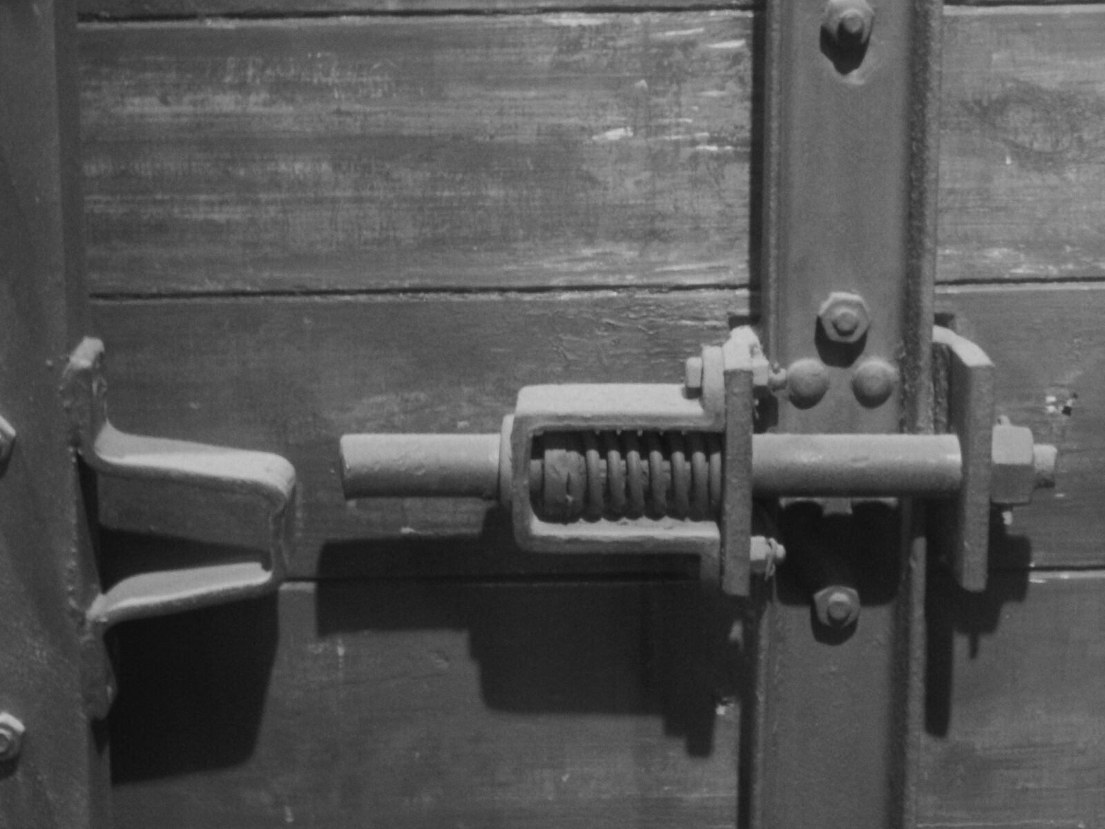Nikon Coolpix L820 sample photo. Lock, train car, railway photography