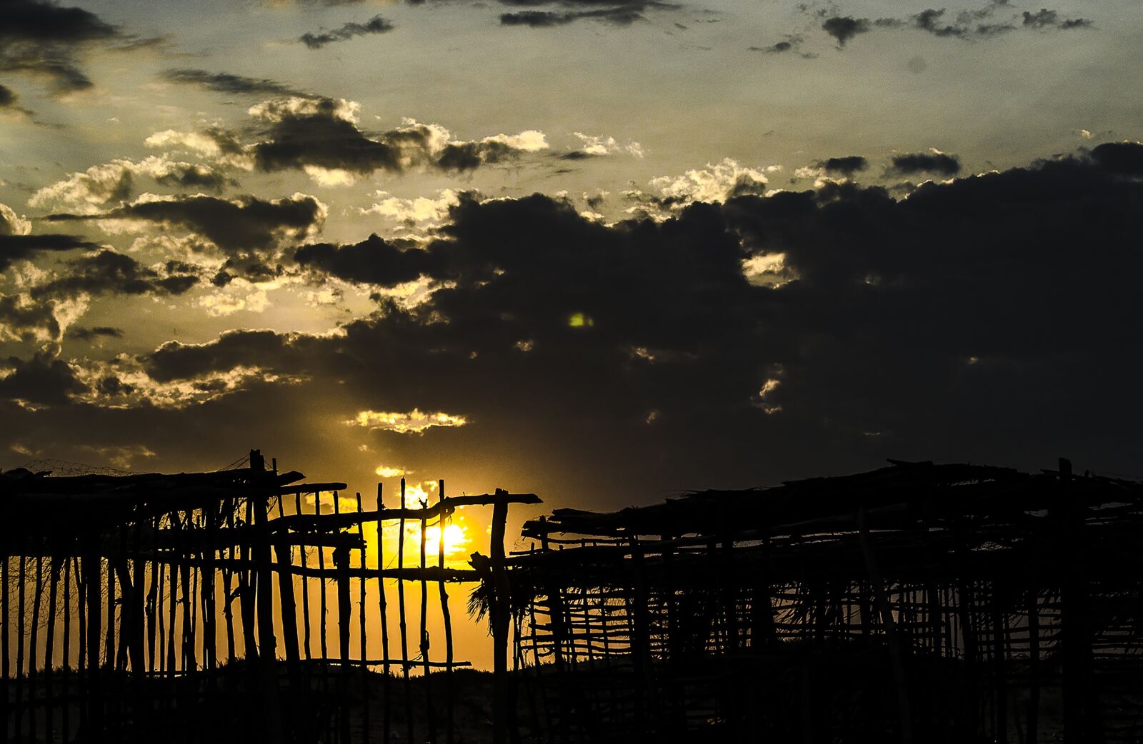 Nikon D5100 sample photo. Sunset, clouds, landscape photography