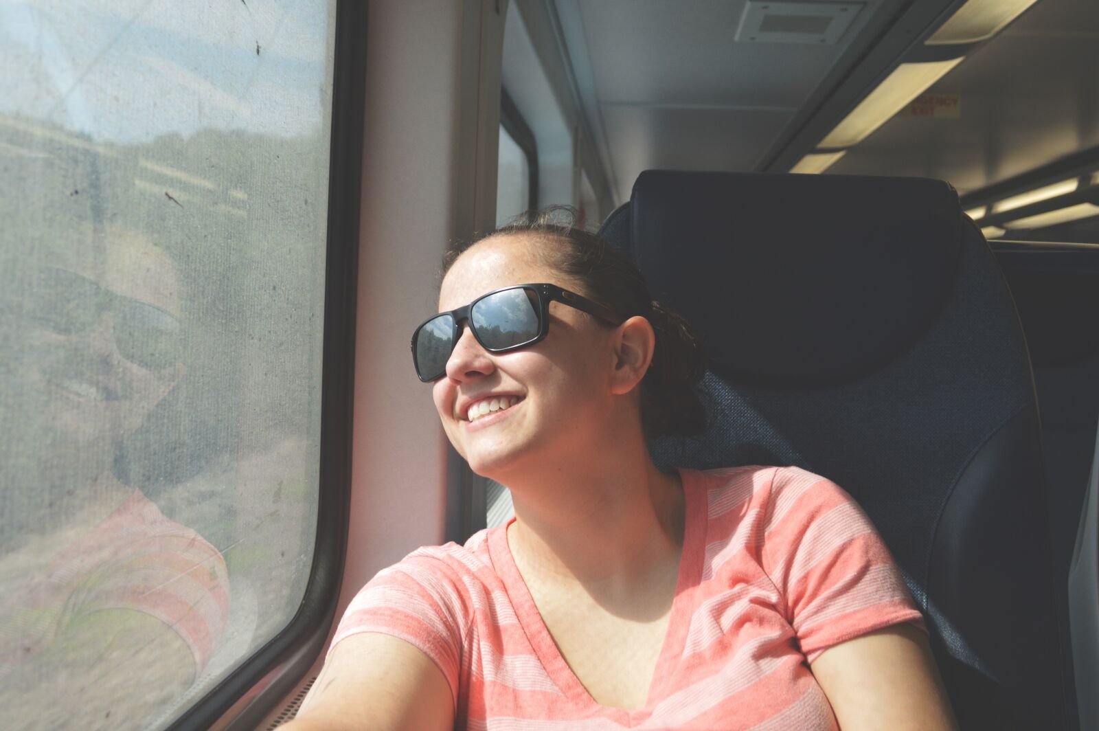 Nikon D3200 sample photo. Woman, train, female photography