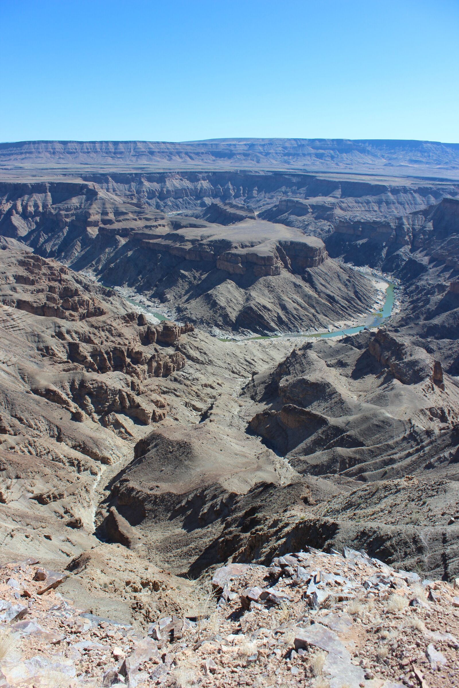 Canon EOS 600D (Rebel EOS T3i / EOS Kiss X5) sample photo. Namibia, rock, dry photography