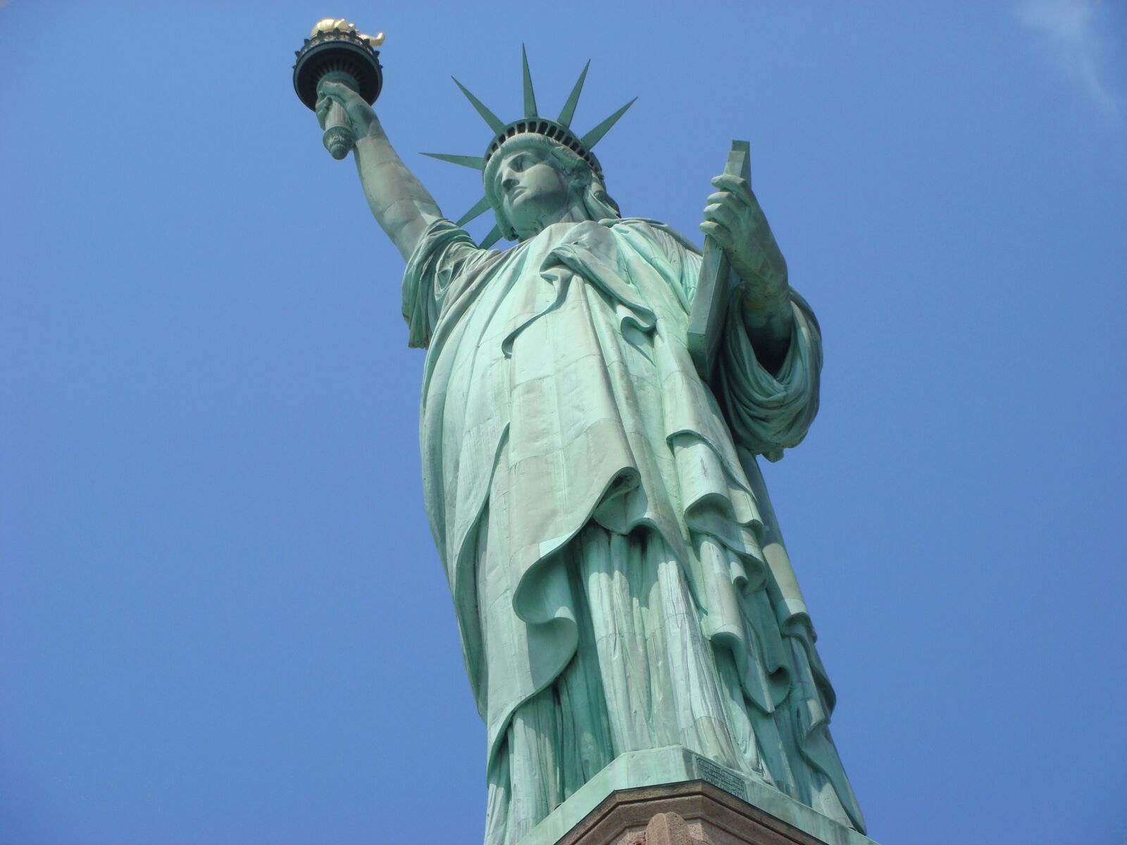 Sony DSC-T100 sample photo. Statue of liberty, new photography