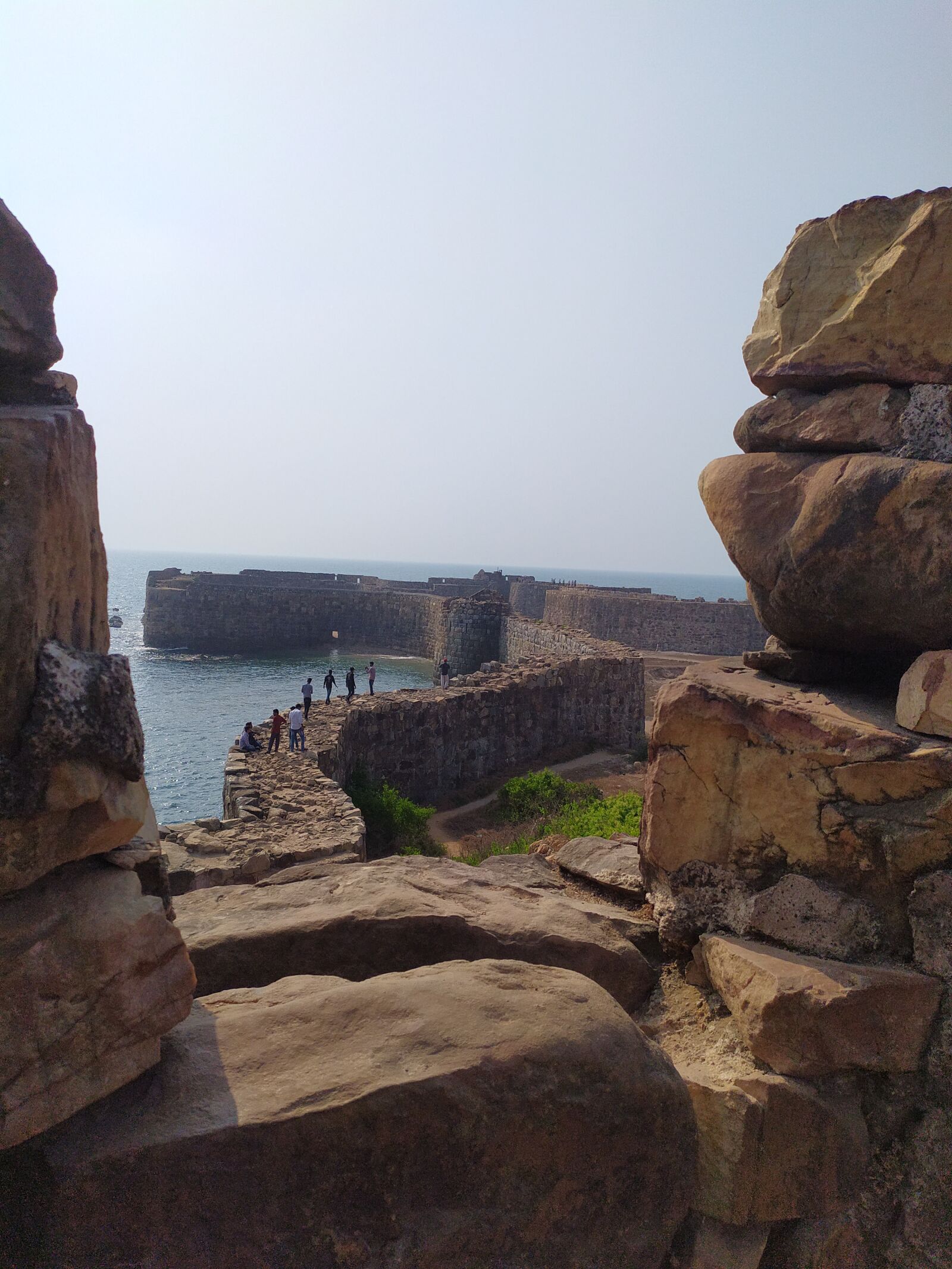 Xiaomi Redmi Note 7S sample photo. Fort, sea, location photography
