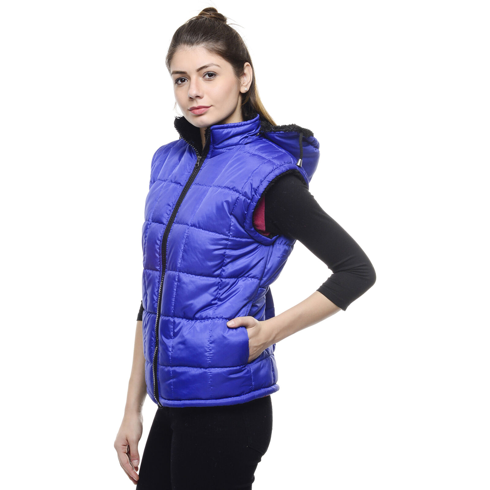 Nikon D800 + Nikon AF Nikkor 85mm F1.8D sample photo. Woman, wearing, blue, zip photography