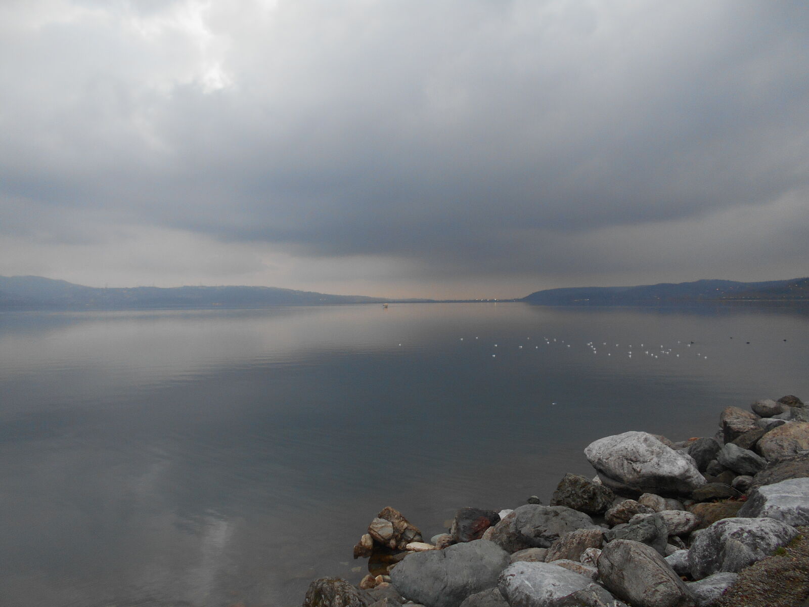 Nikon Coolpix S2900 sample photo. Lake sapanca photography