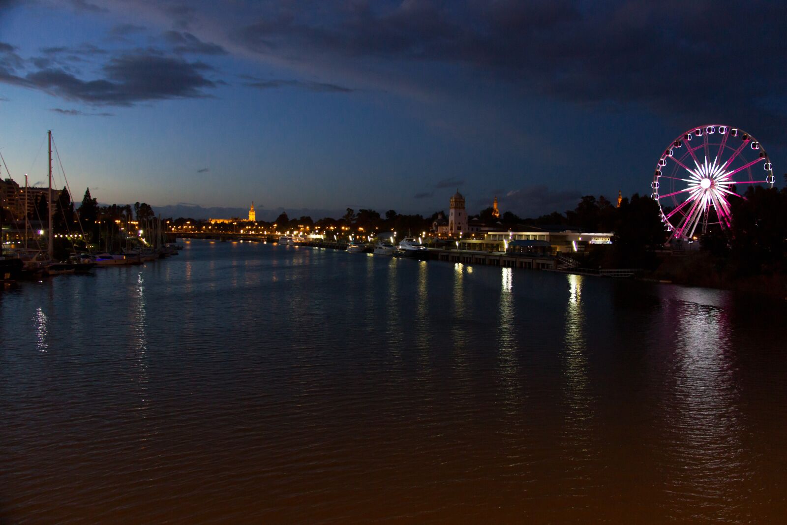 Canon EOS 600D (Rebel EOS T3i / EOS Kiss X5) sample photo. Rio guadalquivir, seville, rios photography